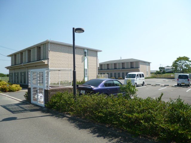 駐車場　駐車場完備です