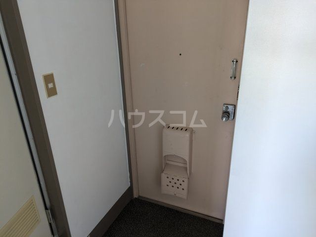 【豊橋市向山台町のマンションの玄関】