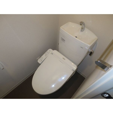 トイレ　※別部屋の写真です