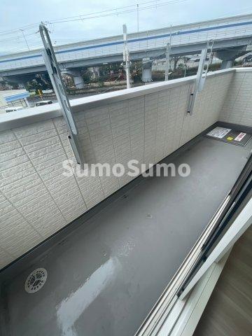 バルコニー　広々としたバルコニーです