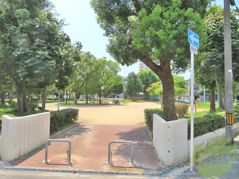 【大阪市西淀川区野里のアパートの公園】