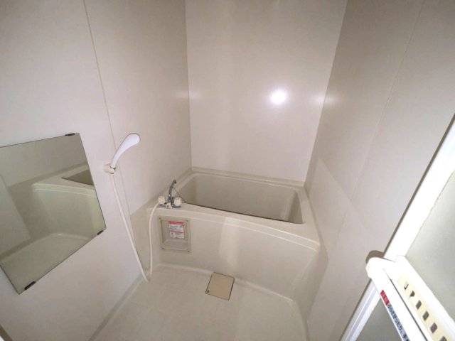 バス・シャワールーム　2024年12月撮影※現況を優先致します。