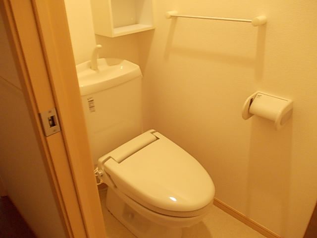 パッソ神田IIのトイレ写真