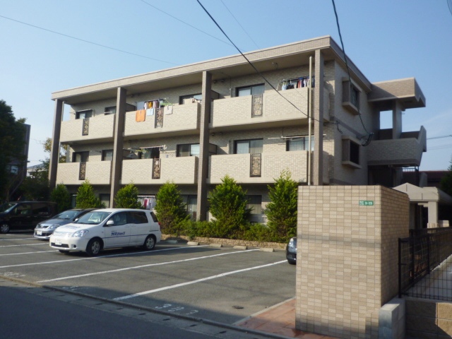 建物外観　外観は落ち着いています