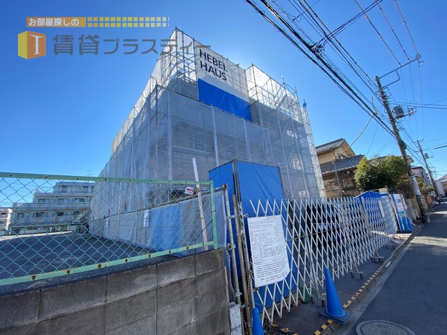 市川市新井のマンションの建物外観