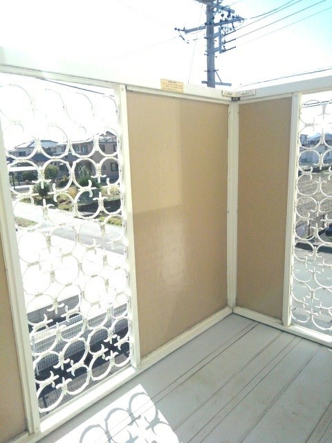 バルコニー　南東向きで日当たり良好☆