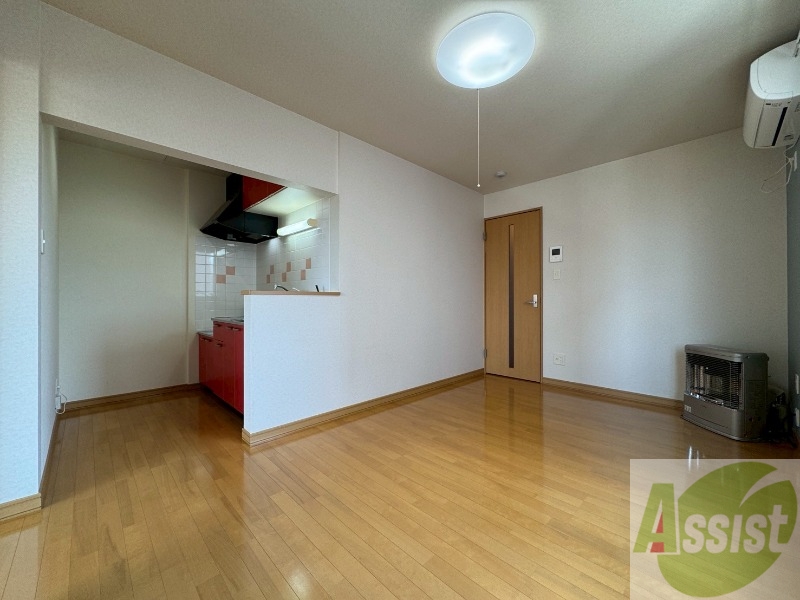 居室・リビング　広くてキレイなお部屋が広がっていて、充実した生活が送れそう。