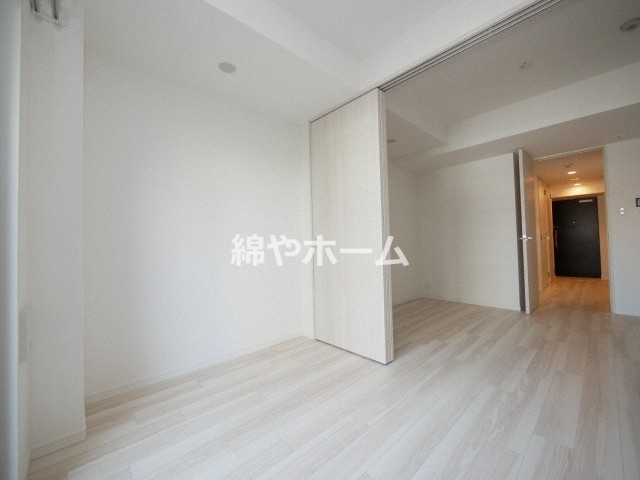 その他部屋・スペース　落ち着いて過ごせるお部屋なので、寝室にいかがでしょうか