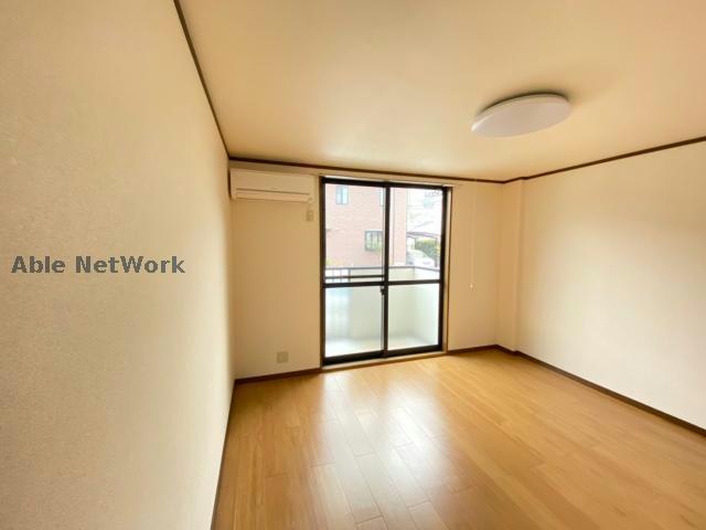 居室・リビング　※同型・現況優先