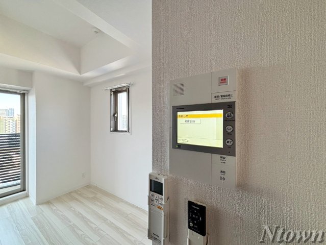 セキュリティ　モニター付きインターホンです
