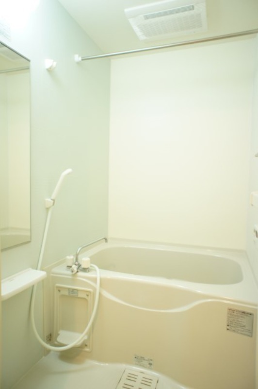 バス・シャワールーム　図面と現状に相違がある場合には現状を優先