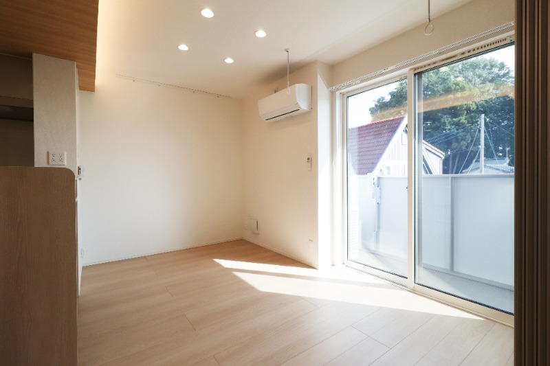 居室・リビング　図面と現状に相違がある場合には現状を優先