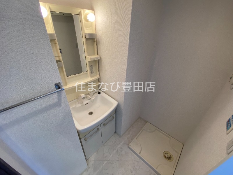 洗面設備　同型別部屋写真