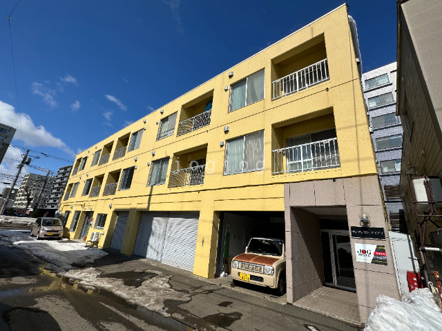 サンクレストケイアイの建物外観