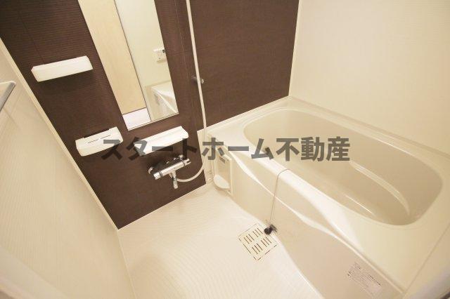 バス・シャワールーム　お風呂です