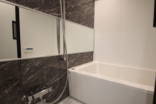 バス・シャワールーム　※別室の参考写真の為、現況優先です。