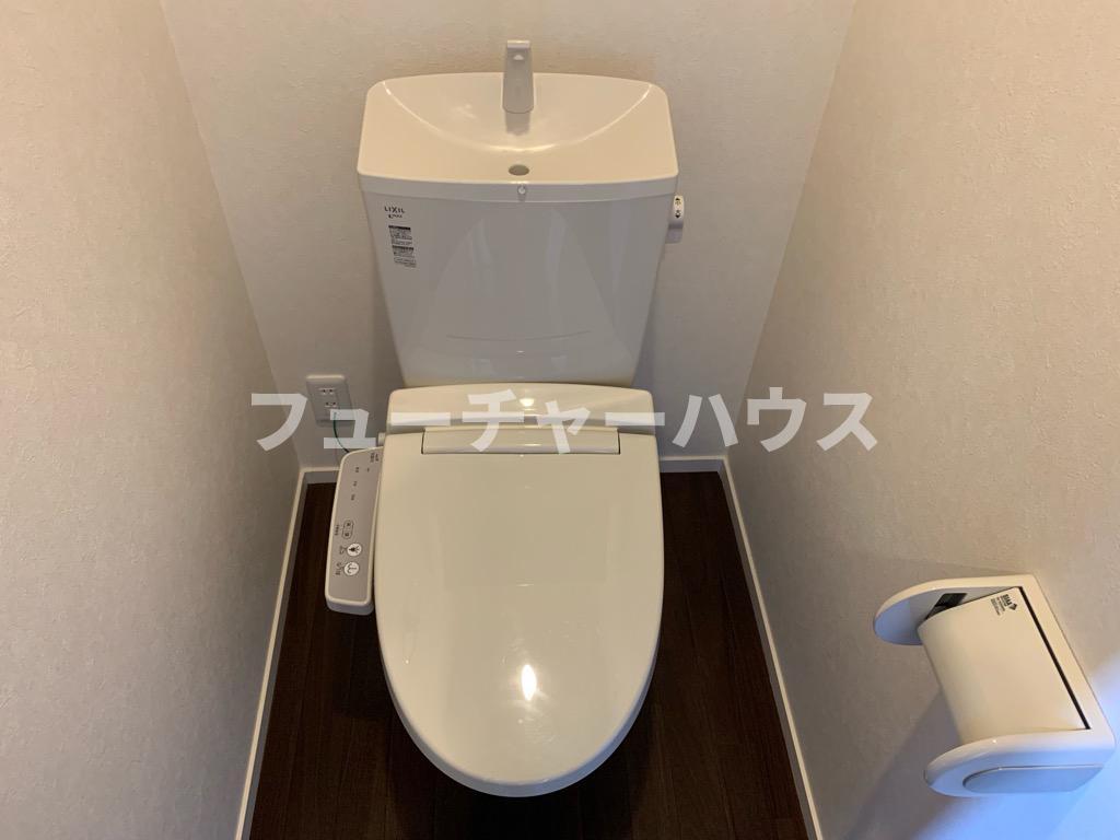 トイレ　トイレ