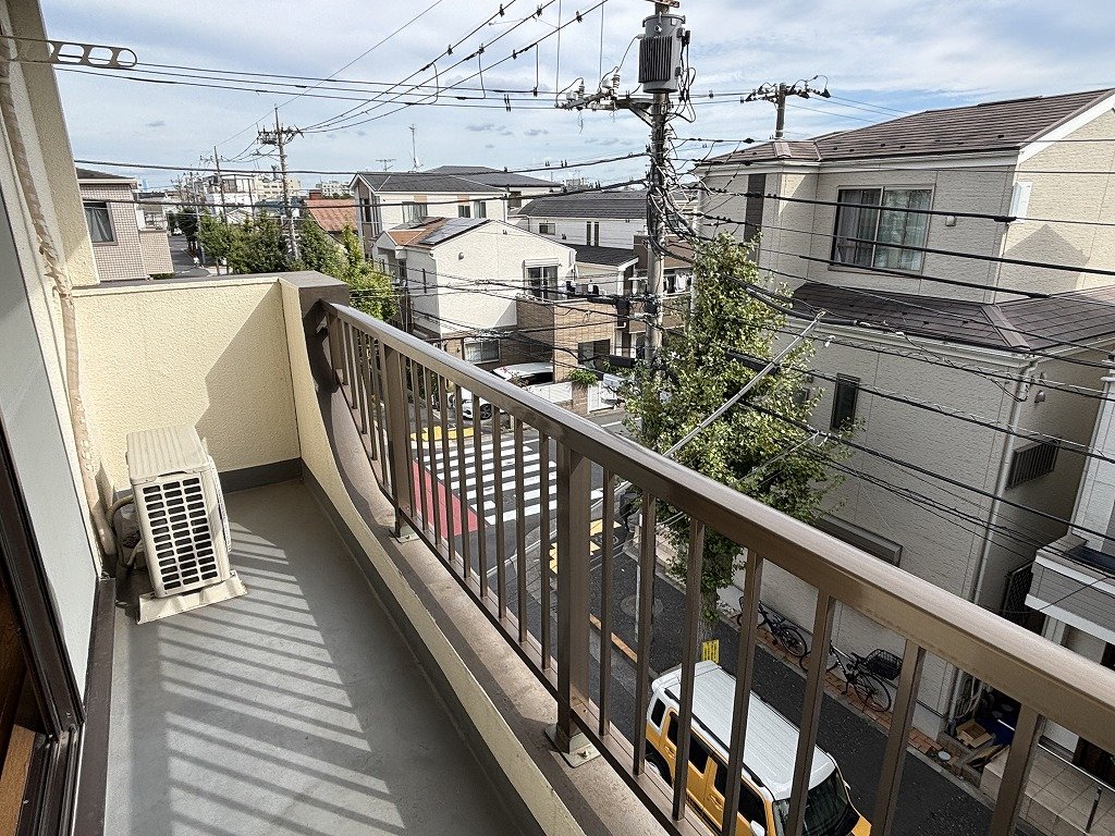 バルコニー　静かな住環境