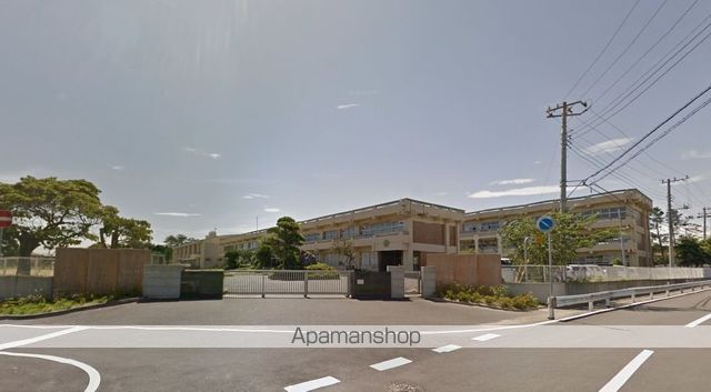 小学校　鹿嶋市立高松小学校（小学校）まで2295m