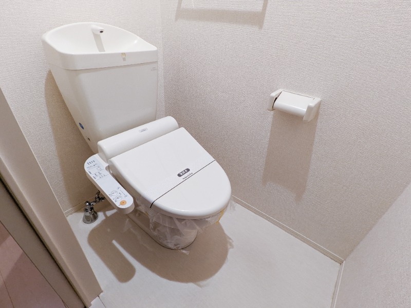 トイレ　図面と現状に相違がある場合には現状を優先