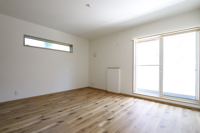 居室・リビング　ＬＤＫ１３．５帖★