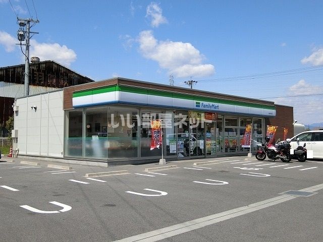 コンビニ　ファミリーマート 大垣坂下町店（コンビニ）まで271m