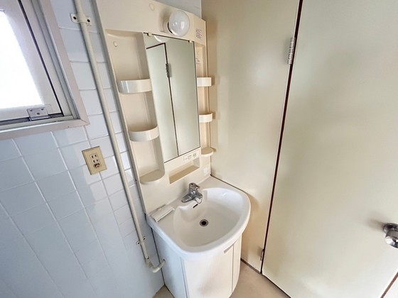 洗面設備　※別部屋の写真です