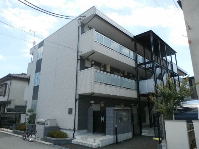 建物外観　リブリ・幕張本郷の外観