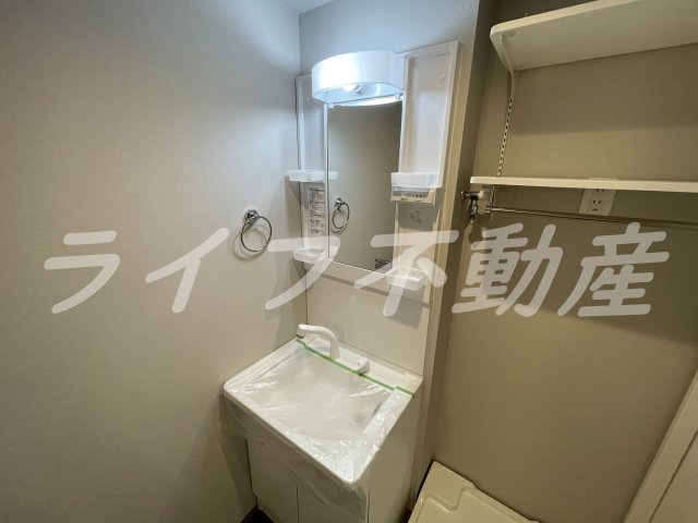 洗面設備　独立洗面台で身支度をすべて済ませてしまいましょう