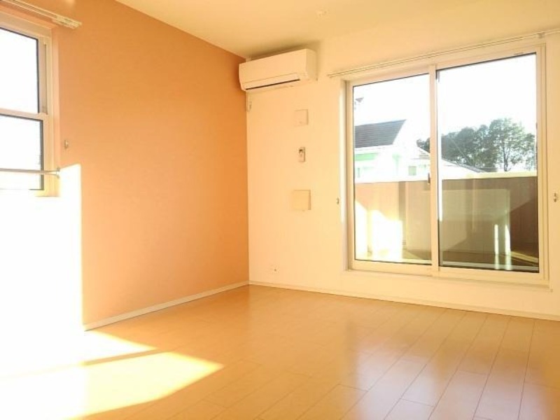 居室・リビング　図面と現状に相違がある場合には現状を優先