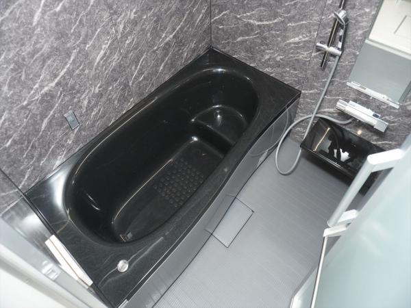 バス・シャワールーム　浴室