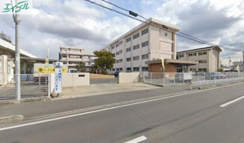 小学校　岡山市立平井小学校（小学校）まで1047m