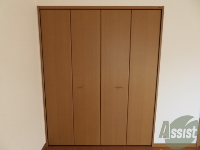 収納　クローゼットがありました。お洋服や荷物はここへ