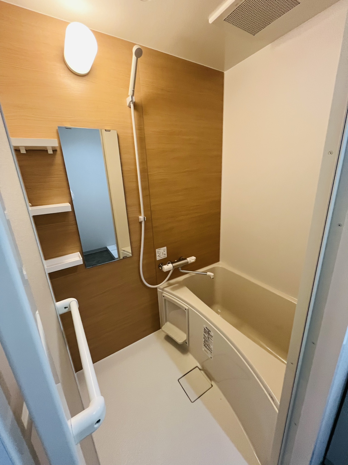 バス・シャワールーム　※別号室同型タイプ