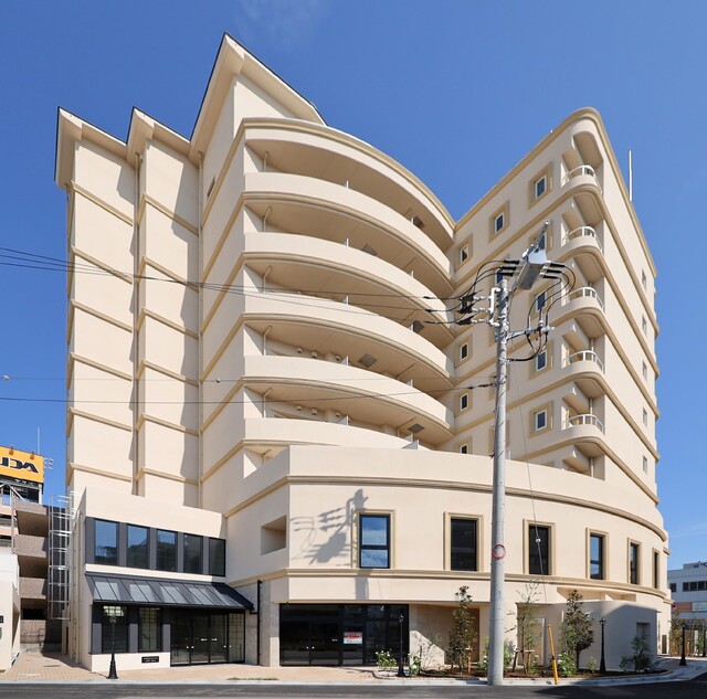 建物外観　・１階：低酸素フィットネスジムオープン予定！