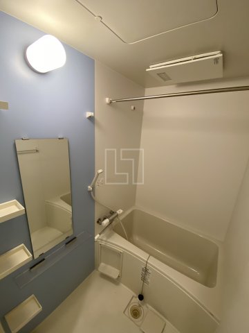 バス・シャワールーム　セレニテ心斎橋グランデ　バスルーム