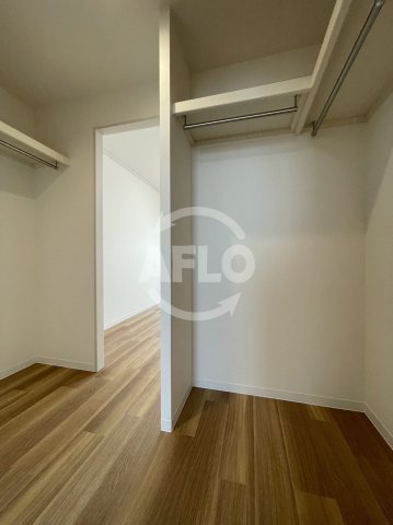 収納　フロンティアタワー難波EAST　ウォークインクローゼット