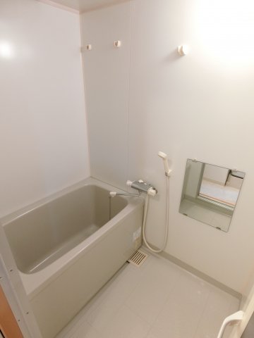 バス・シャワールーム　同シリーズ物件のモデルルームになります※現況優先