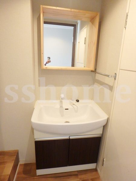 洗面設備　シャンプードレッサー