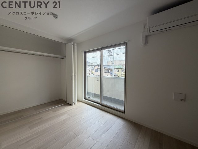 居室・リビング　こちらの居間で趣味の時間をお楽しみください