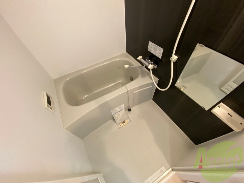 バス・シャワールーム　お風呂になります。一日の疲れを癒してくださいね。