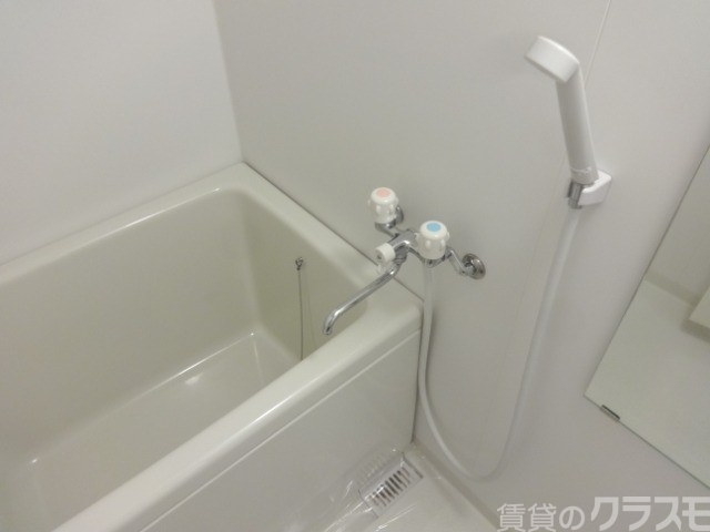 バス・シャワールーム　楽しいバスタイムをどうぞ♪