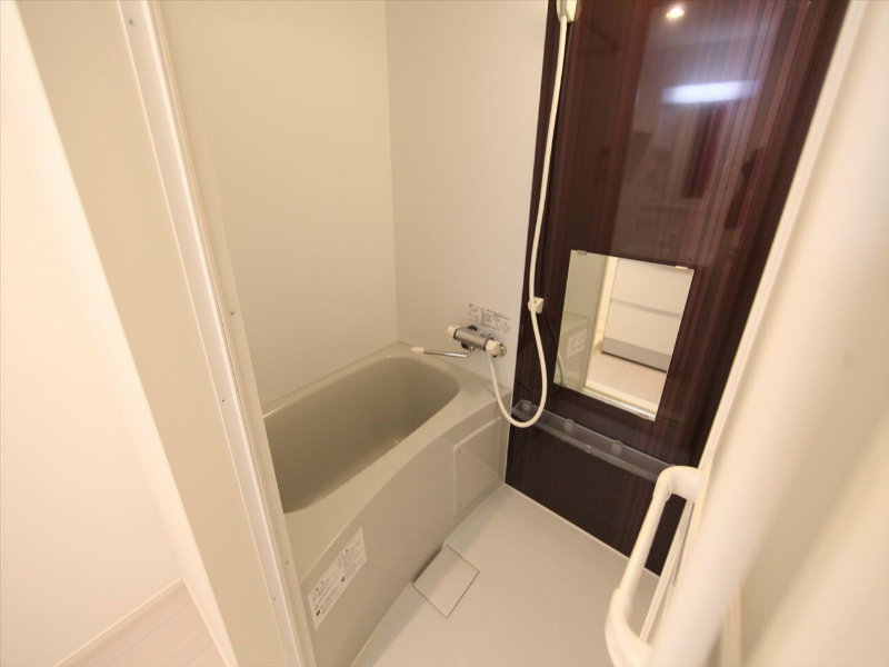 バス・シャワールーム　浴室暖房乾燥機付バスルーム