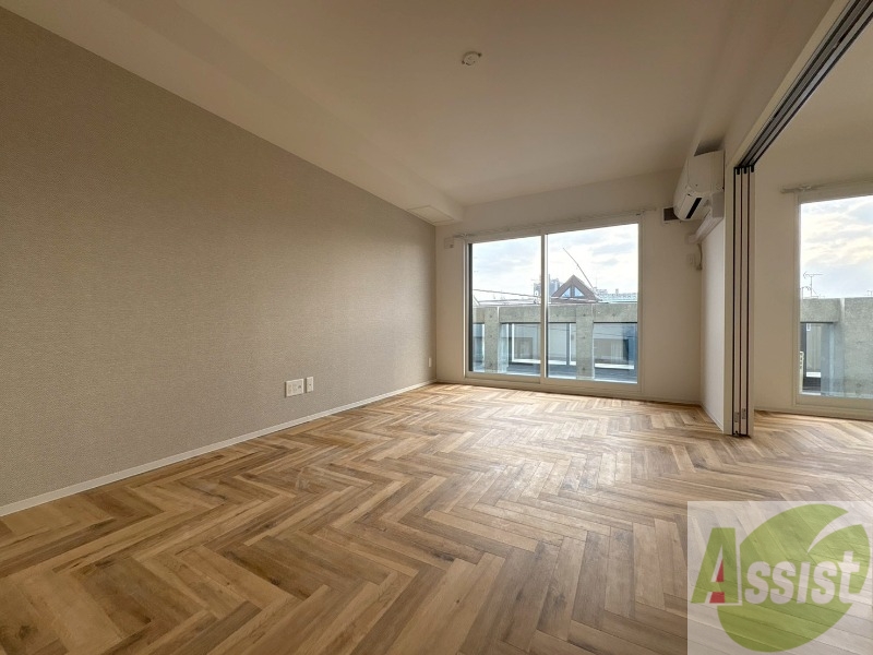 居室・リビング　スタイリッシュな印象のリビングになっています！