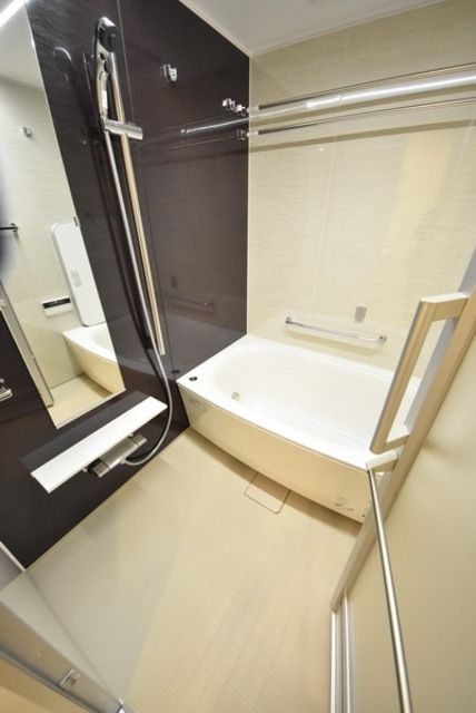 バス・シャワールーム　バス
