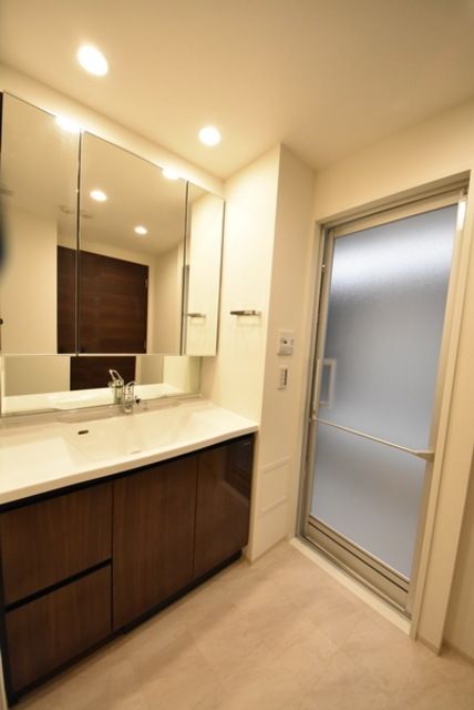 洗面設備　独立洗面台