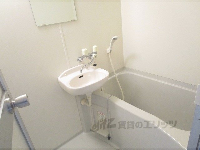 バス・シャワールーム　ユニットバス