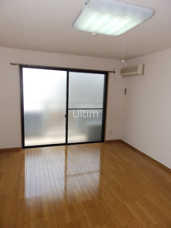 居室・リビング　別の部屋の写真