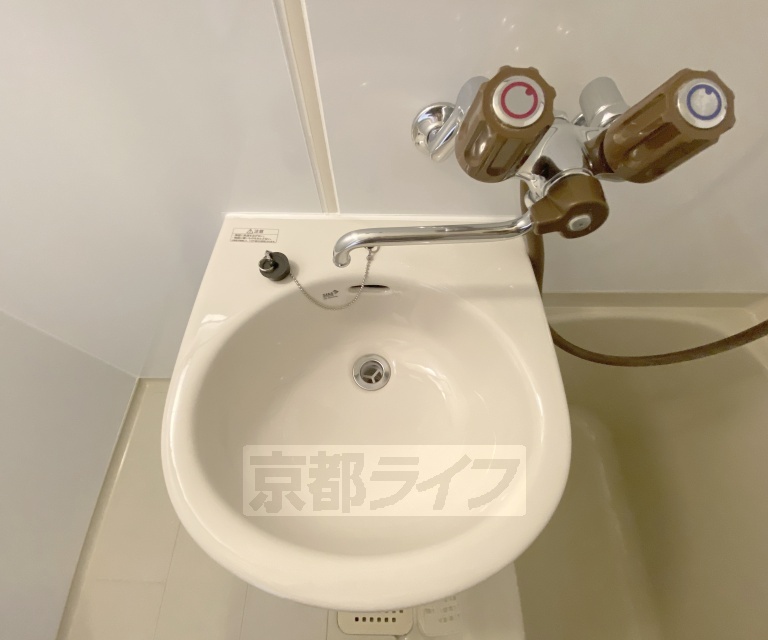 洗面設備　プチ洗面台つき