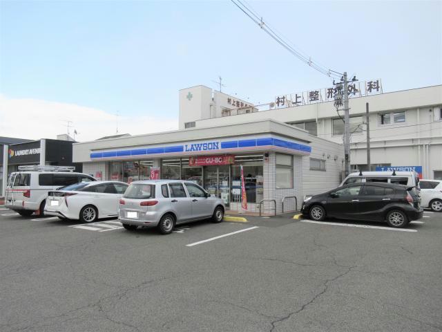 コンビニ　ローソン安積荒井店（コンビニ）まで529m